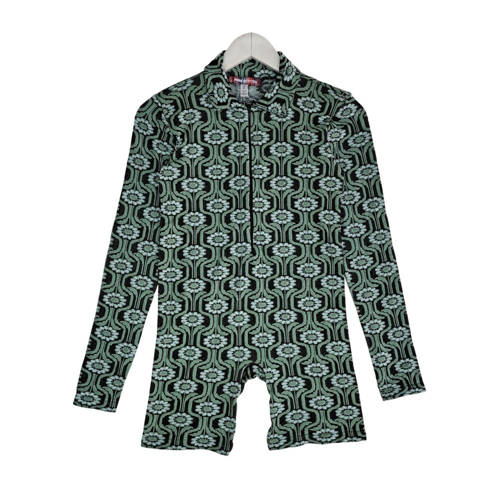 Urban Outfitters Retro Patterned Long Sleeve Zipper Onepiece Romper S